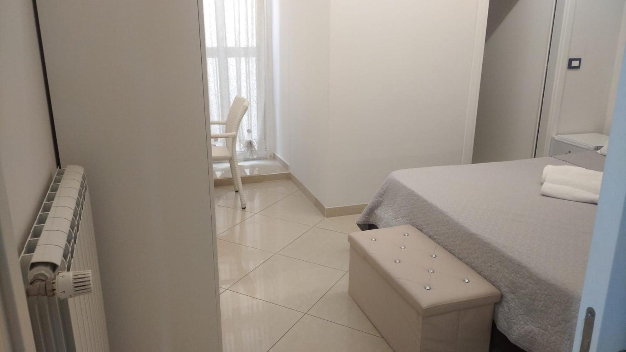 Kimia Home, Centro Modugno Kamer foto